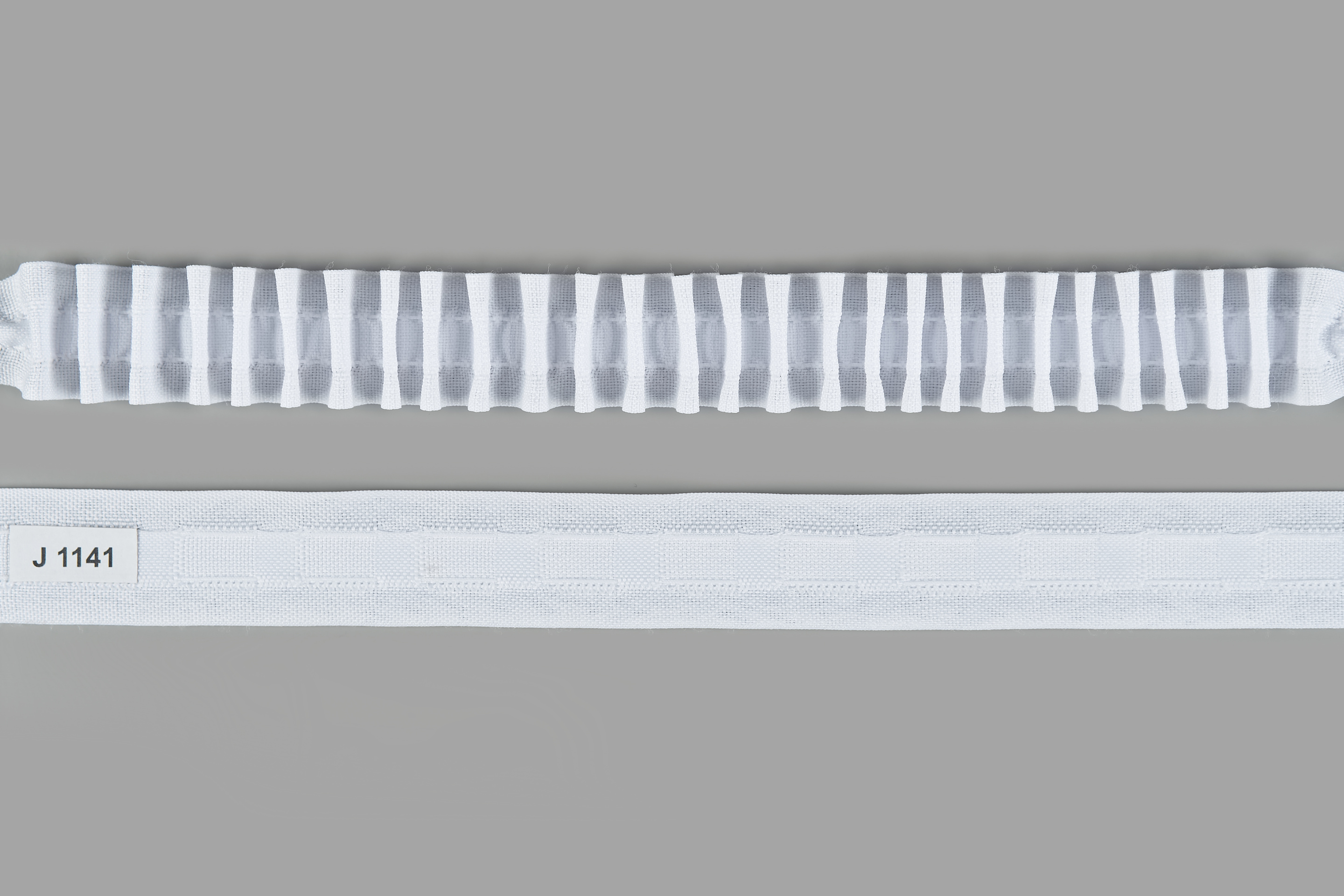 J 1141 Stuha bílá UNI šíře 2,6cm J114101_0000_0026_1000