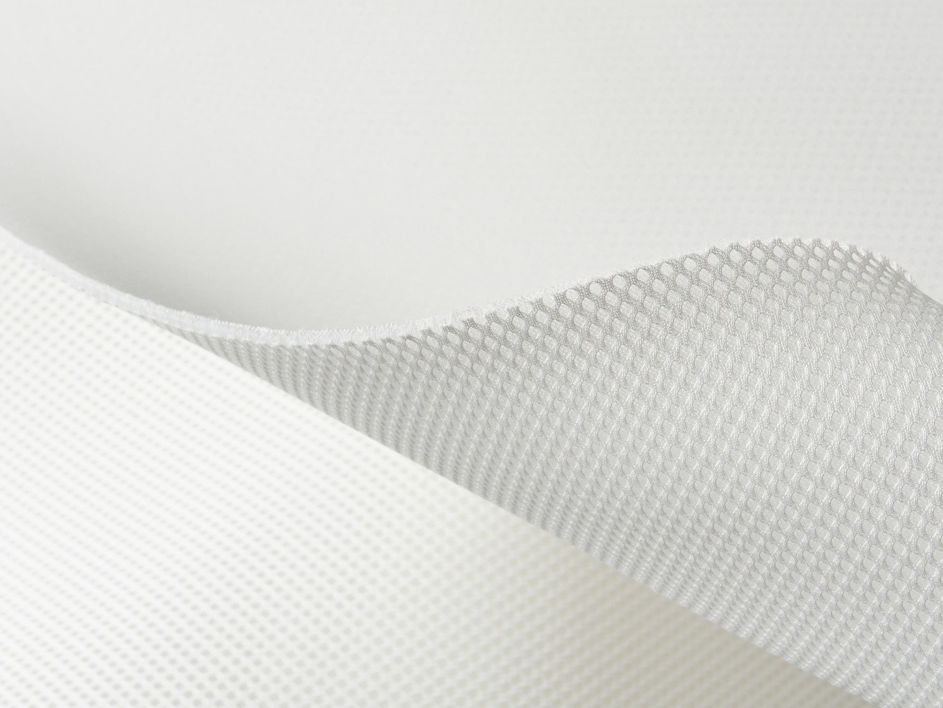 Úpl.3D plet. dist. polok. PESh LEVITAN 3